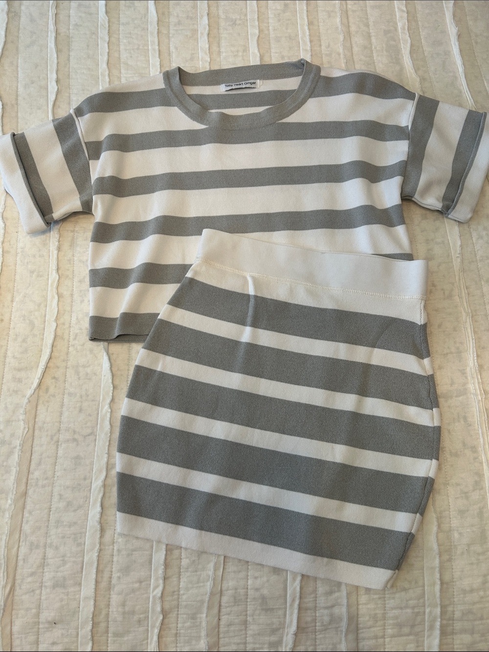Women’s Striped Short-Sleeve Top & Skirt Set - Gray & White Striped
